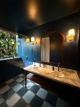 Hacienda La Amalia,,3 star