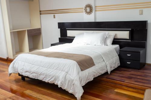 emilia hotel boutique