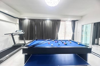 ten place srinakarin