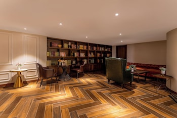 elite james joyce coffetel hotel guangzhou pedestrian street beijing lu metro station branch free deliver service to canton fair complex during canton fair period