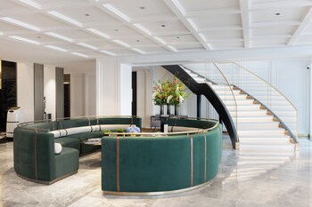 xana deluxe international hotel guangzhou east railway station branch free shuttle bus to canton fair complex during canton fair period