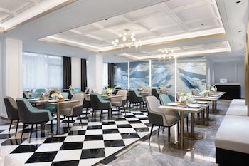 xana deluxe international hotel guangzhou east railway station branch free shuttle bus to canton fair complex during canton fair period