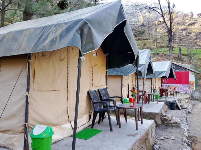 river view cafe and camping