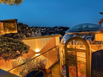 Tsuruyoshikawa Onsen Hotel,,4 star
