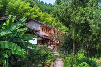 yunshangjia qianzhutang guesthouse