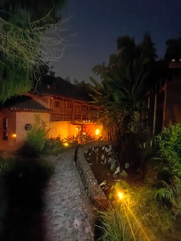 yunshangjia qianzhutang guesthouse