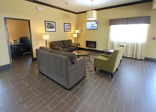 red roof inn and suites sulphur springs