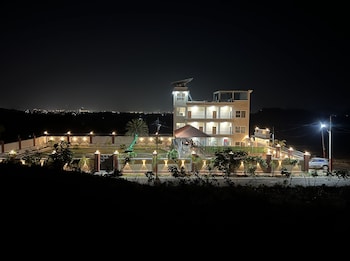 kapish farms by kavya international