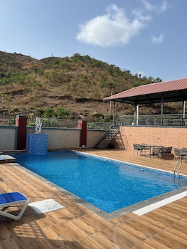 kapish farms by kavya international