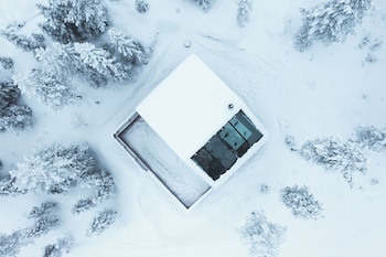 suomu aurora glass resort