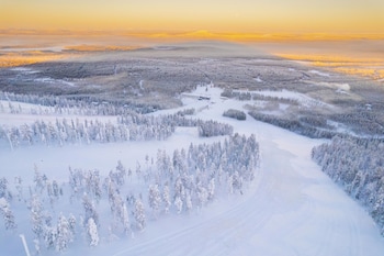 suomu aurora glass resort