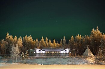 suomu aurora glass resort