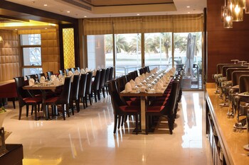 best plus aurora hotel