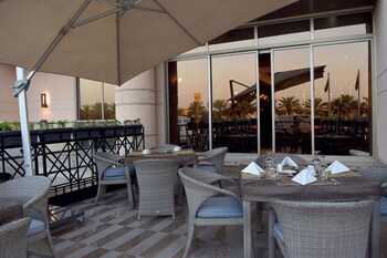 best plus aurora hotel