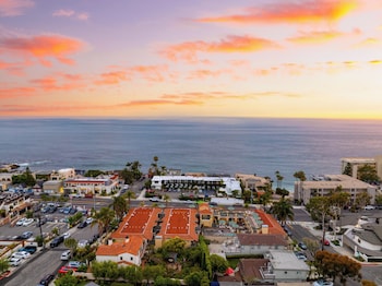 the mara laguna beach an avantstay hotel