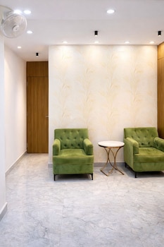 hotel groves