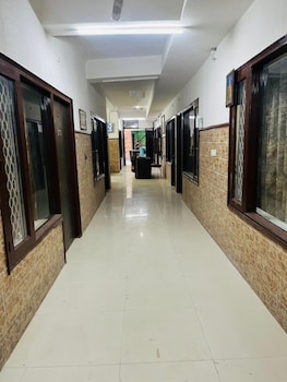roomshala vasant villas ilbs hospital