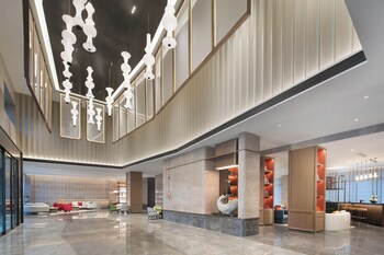hampton by hilton dehua