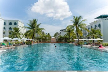 Crystal Hotel Phu Quoc,,3 star