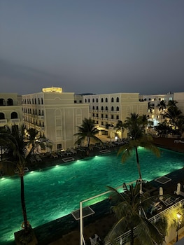 crystal hotel phu quoc