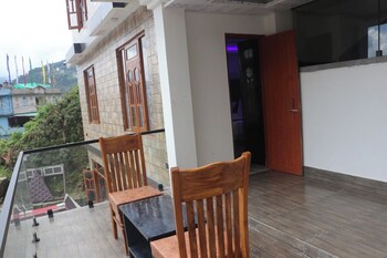 seven streams hotel