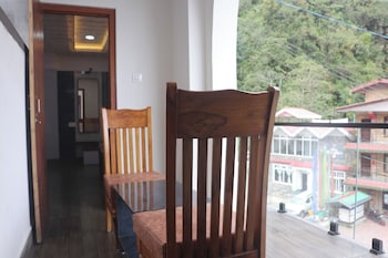 seven streams hotel