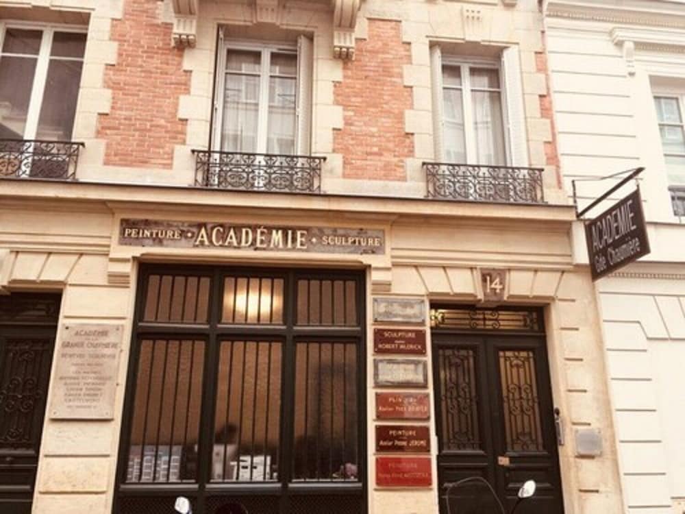 a la villa des artistes