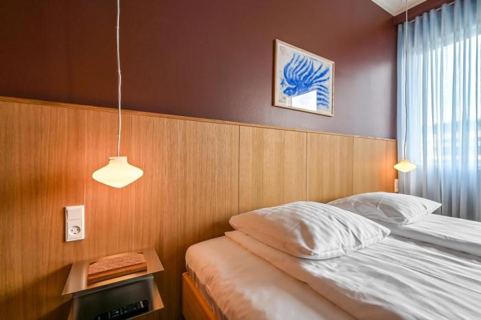 the break hotel
