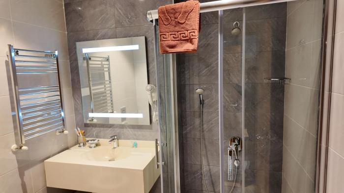 naftalan central wellness resort