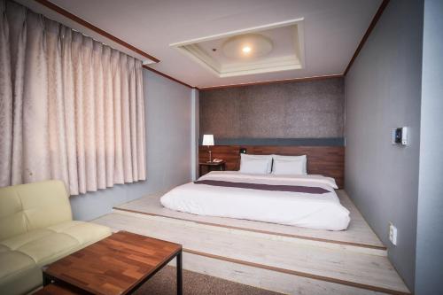 noblesse tourist hotel