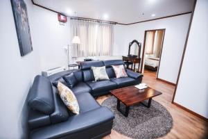 noblesse tourist hotel