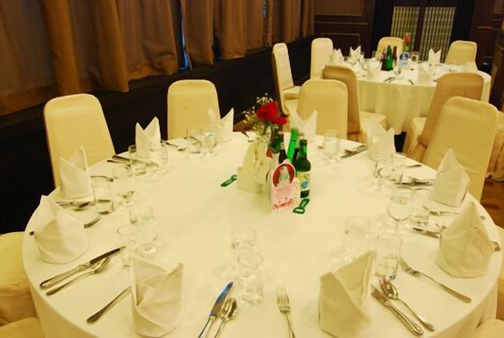 noblesse tourist hotel