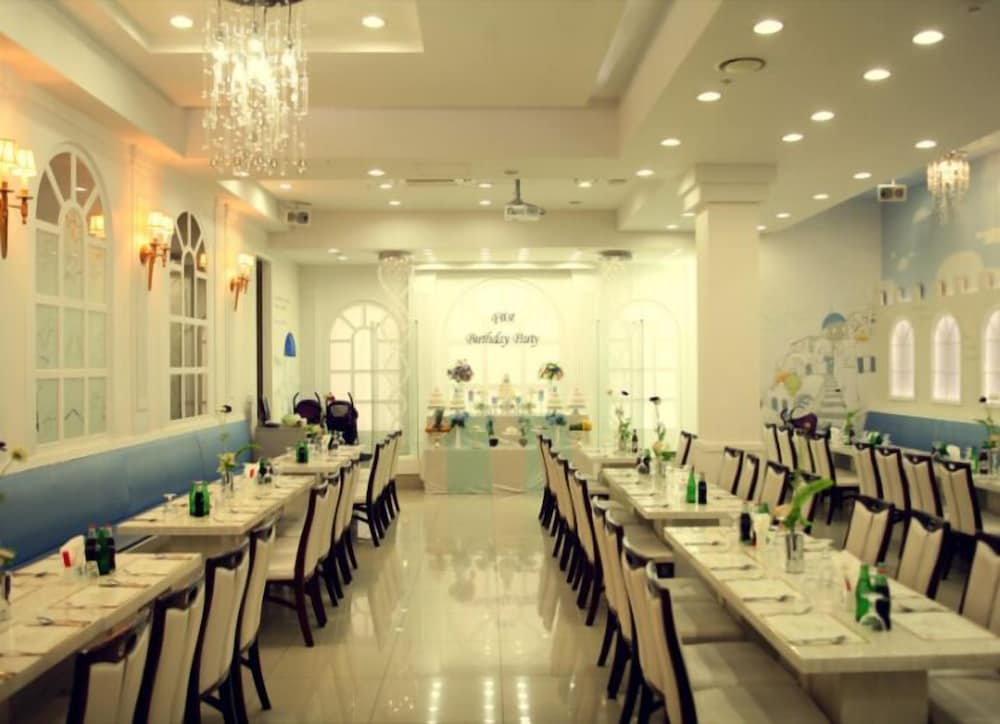 noblesse tourist hotel