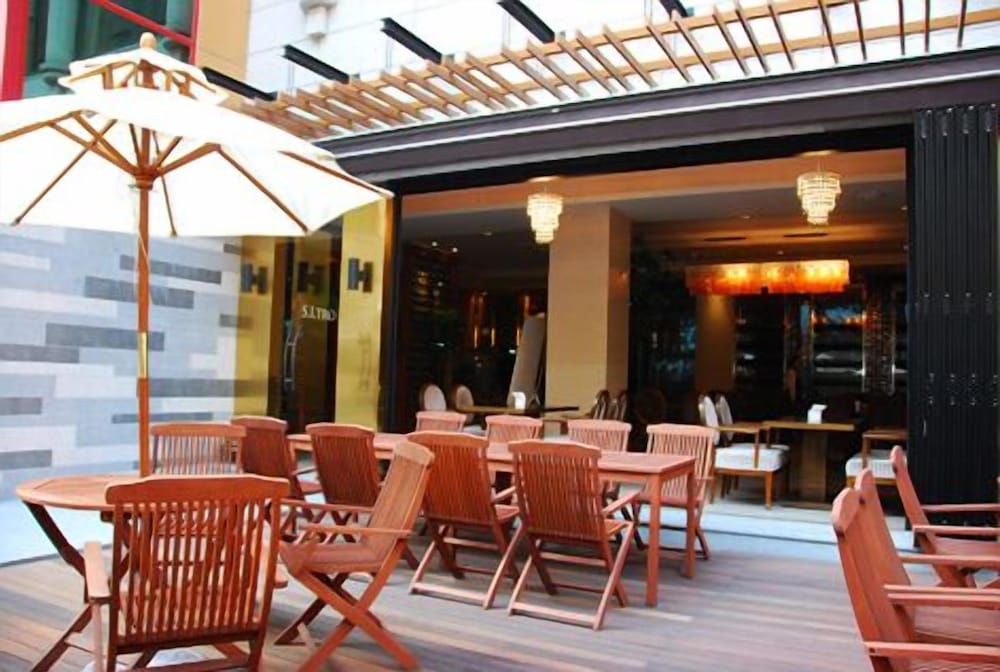 noblesse tourist hotel