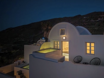 elios cave suites