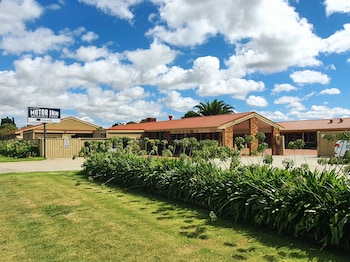 werribee park motor inn