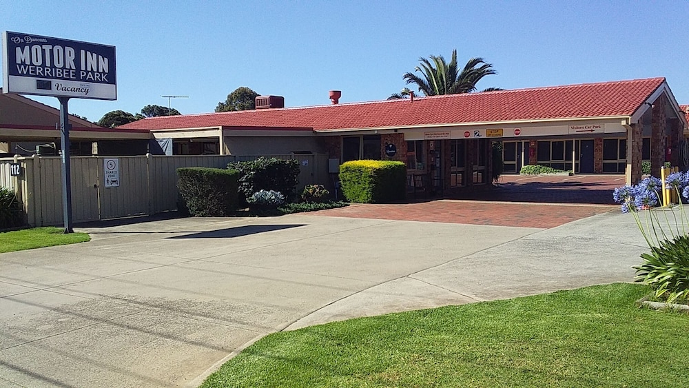 werribee park motor inn