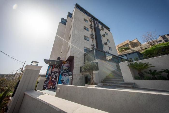 b suites boutique hotel
