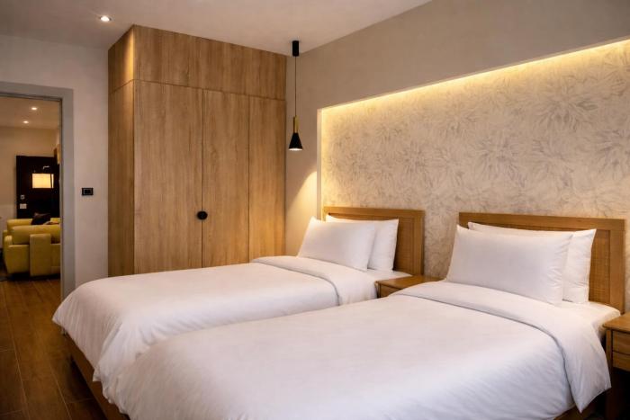 b suites boutique hotel