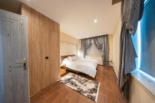 b suites boutique hotel