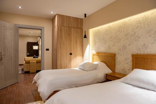 b suites boutique hotel