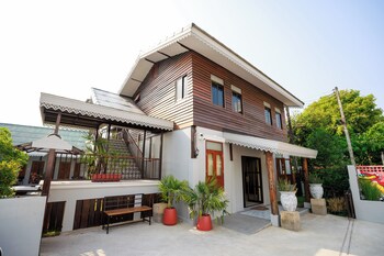 cozy lanna hotel