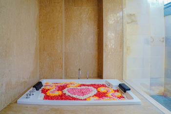 Villa Campania Bali,,4 star