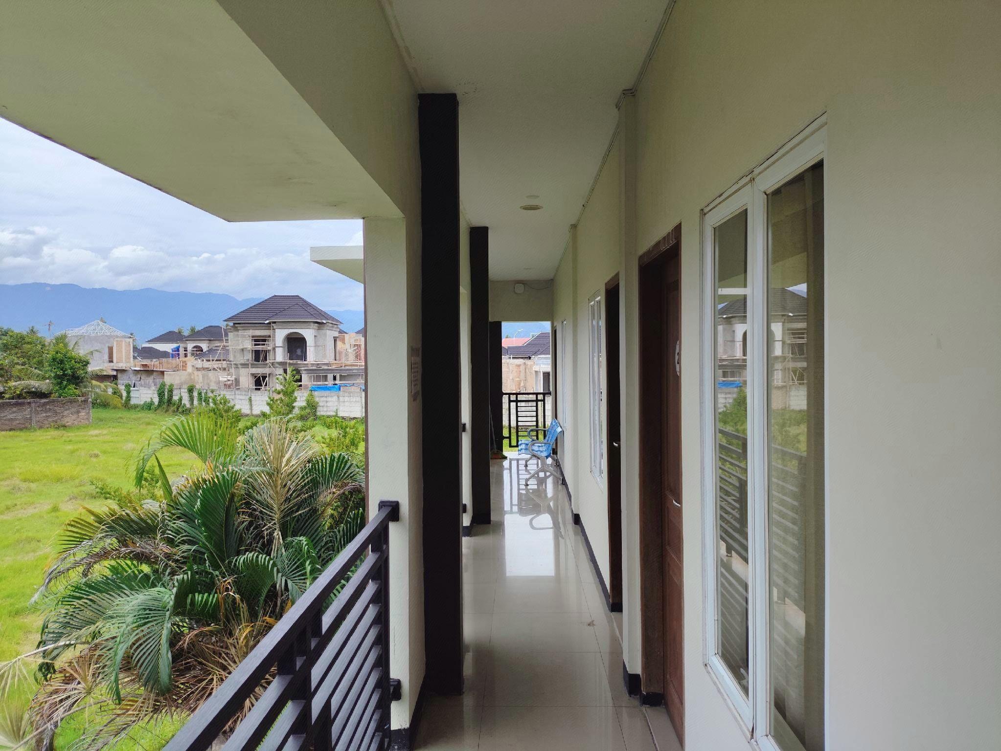 townhouse oak polamas residence