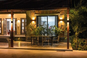 raas stays by elivaas 4bhk villa
