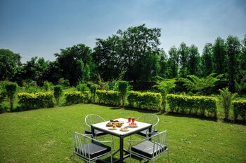 raas stays by elivaas 4bhk villa