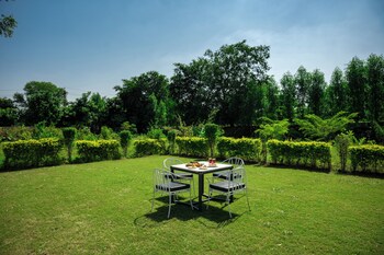 raas stays by elivaas 4bhk villa