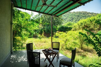 raas stays by elivaas 4bhk villa
