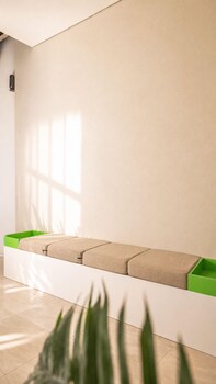 Inn Room Hotel Bajo,,3 star
