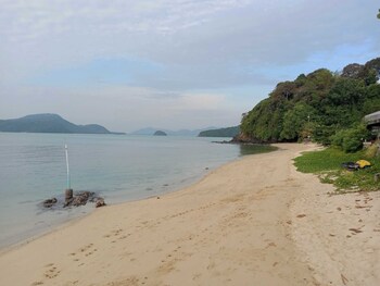 panwa sunset beachfront